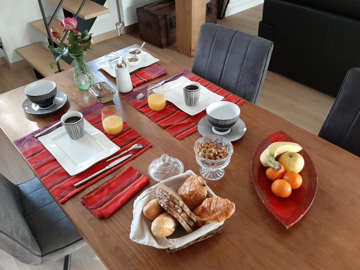 Bed and Breakfast Le Refuge Du Hibou Beaurains Екстер'єр фото